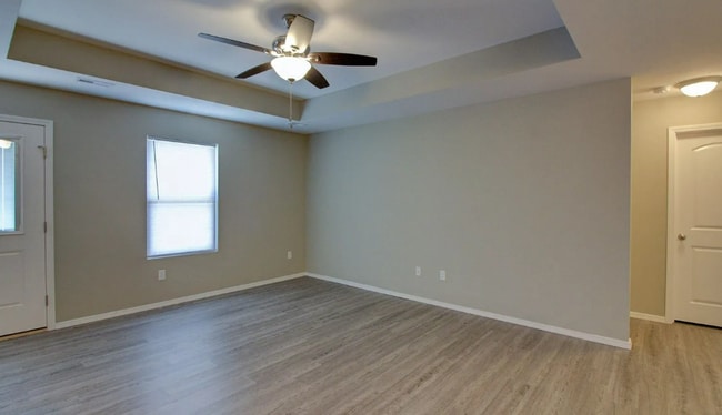 Building Photo - 3 Bedroom Rental Home in Republic - fully ...