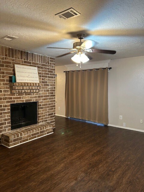 Foto del edificio - 5414 Fawn Trail Ln