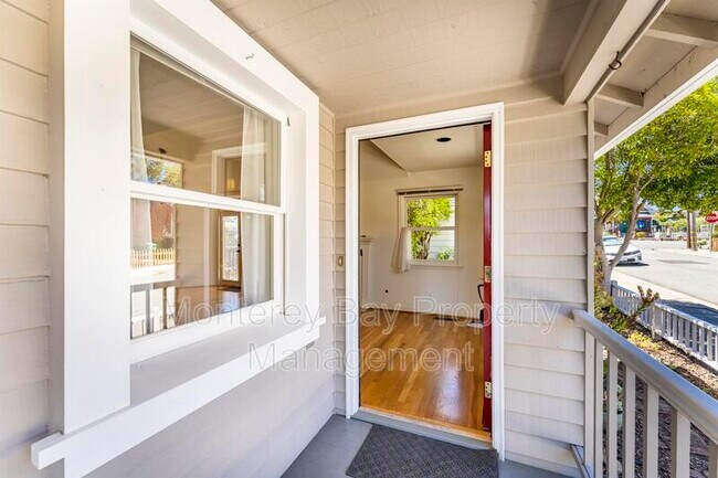 Building Photo - 315 Granite St