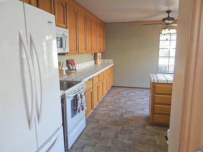 Building Photo - 249 S Temelec Cir