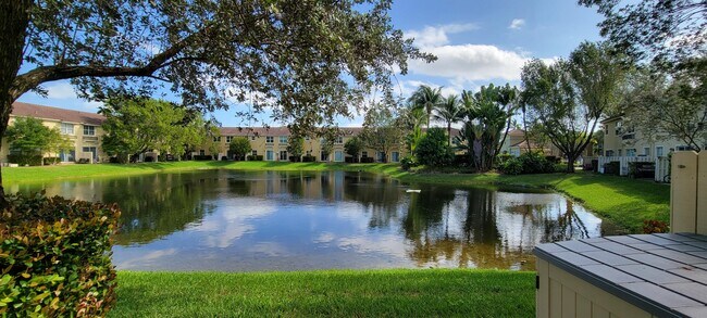 Foto del edificio - 2851 Prospect Rd