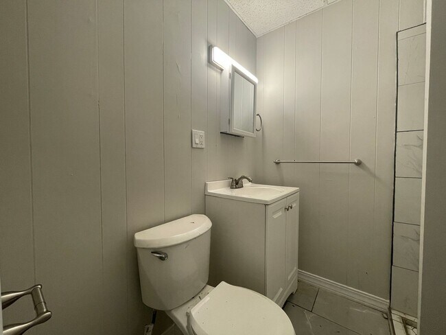 Foto del edificio - Elm Street (412)-JS