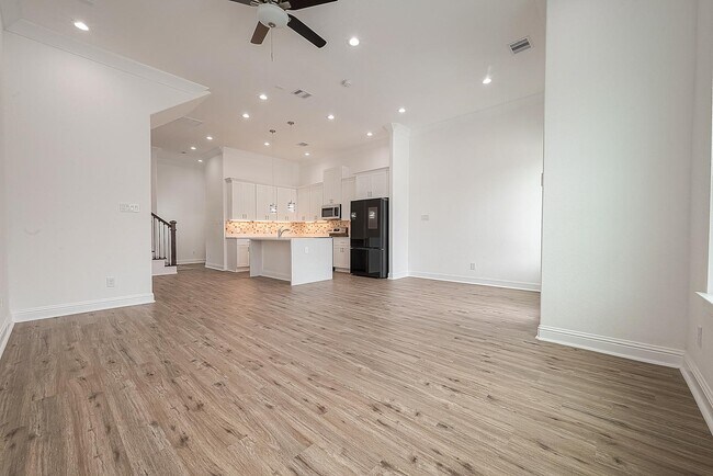 Foto del edificio - 4319 Rosemont St