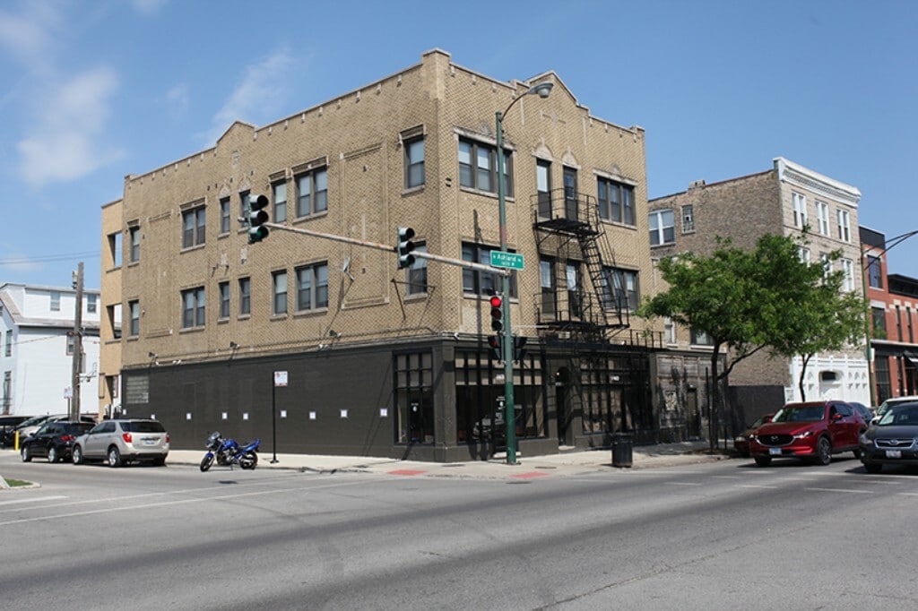 Primary Photo - 1400 N Ashland Ave