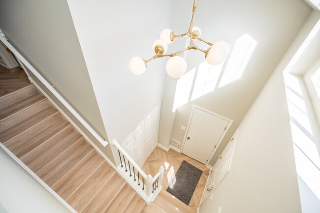 Foto del edificio - 2835 Rutland Cir