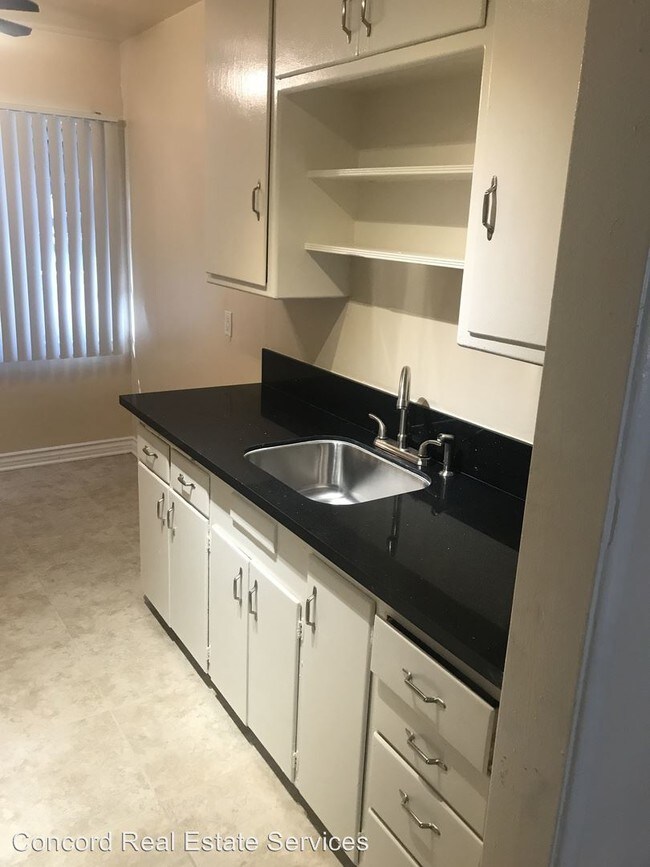 Foto del edificio - 6206 Fountain Ave