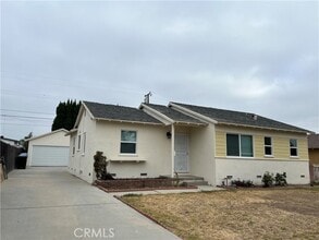 Building Photo - 1539 Pontenova Ave