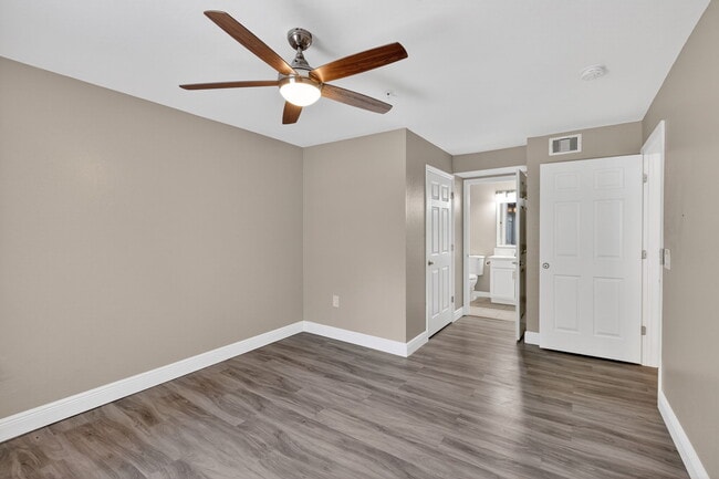 Building Photo - Mer Soleil Apartments