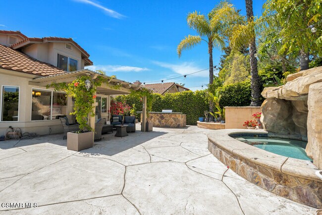 Foto del edificio - 1788 Fox Springs Cir