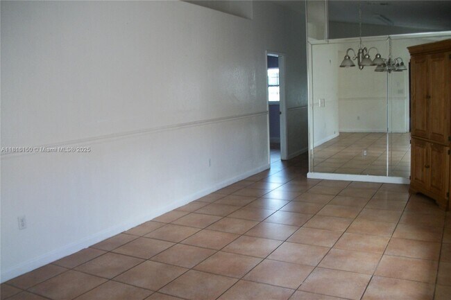 Building Photo - 7230 W 34th Ct