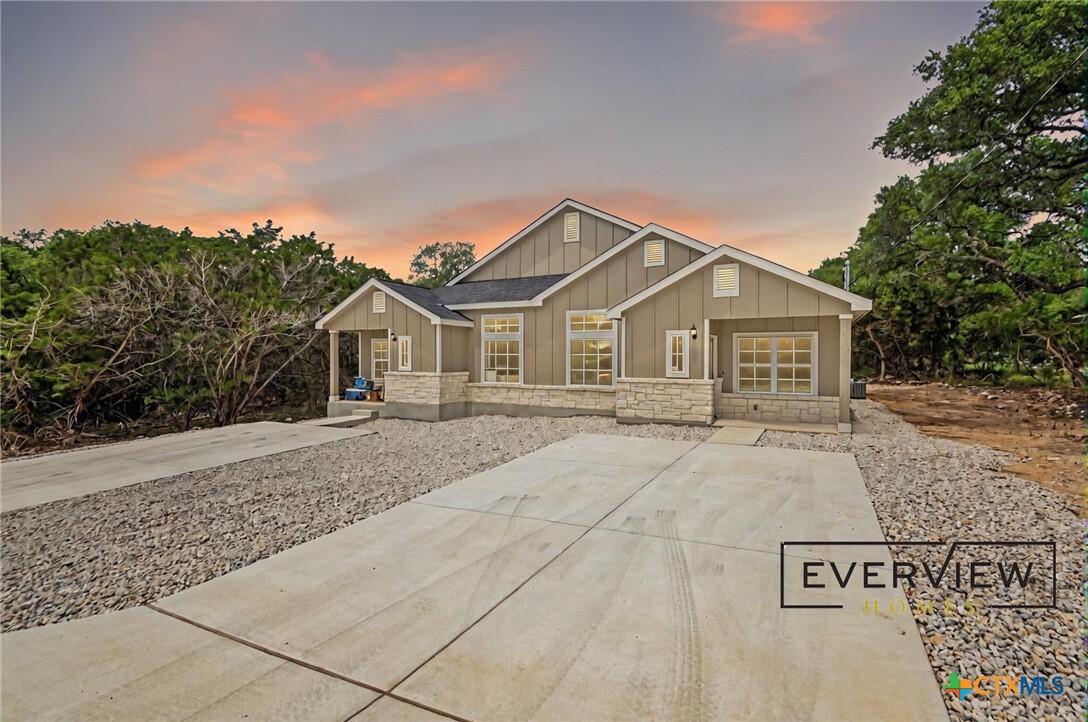 Foto principal - 2926 Puter Creek Rd