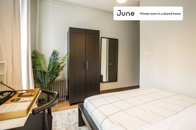Foto del edificio - Room in Shared 3 bed/1 bath home in Hell's Kitchen