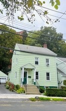 Building Photo - 8 Rockledge Ave