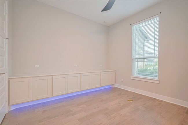 Building Photo - 1322 McMurtry Ridge Dr