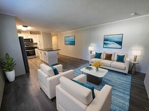 Building Photo - 3618 Juniper St Building Photo - 3618 Juniper St