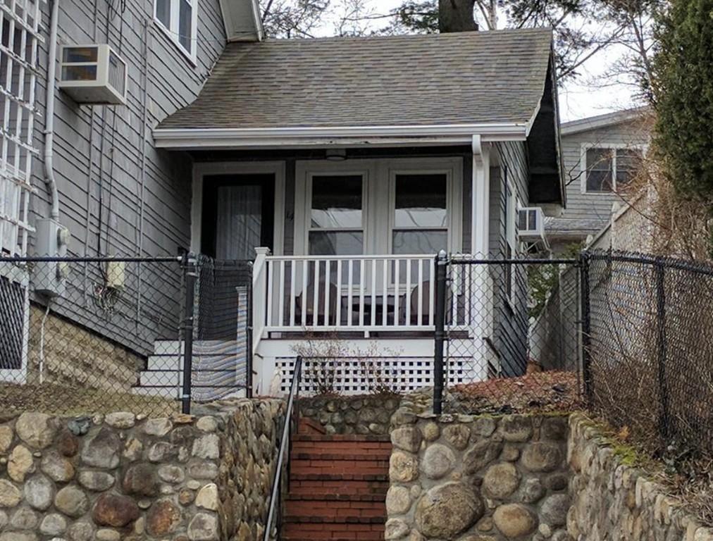 14 Harriet Ave, Belmont, MA 02478 Room for Rent in Belmont, MA