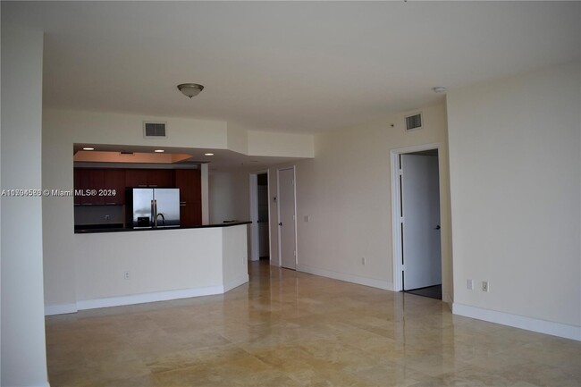 Building Photo - 15051 Royal Oaks Ln