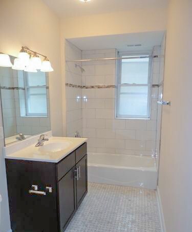 Foto del edificio - 4818 N Wolcott Ave