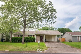 Building Photo - 7708 Wakefield Dr