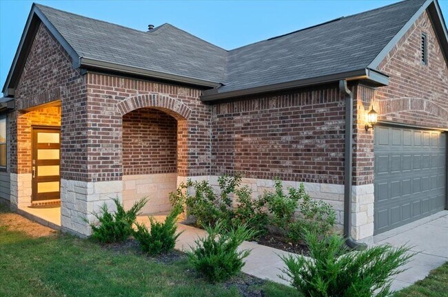 Building Photo - 179 Leatherleaf Dr