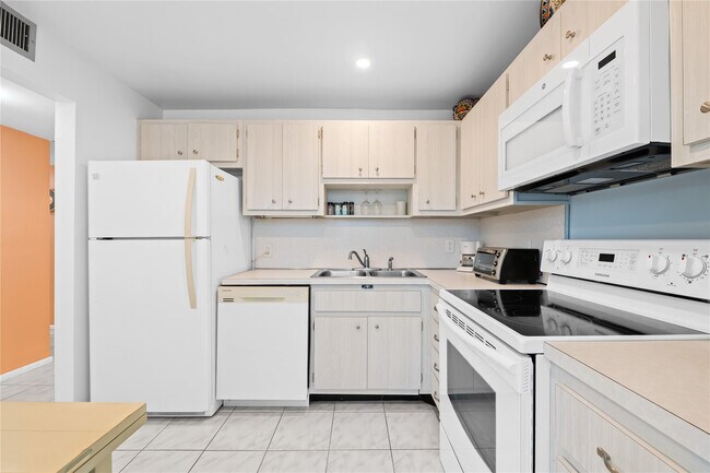 Foto del edificio - 201 N Ocean Blvd