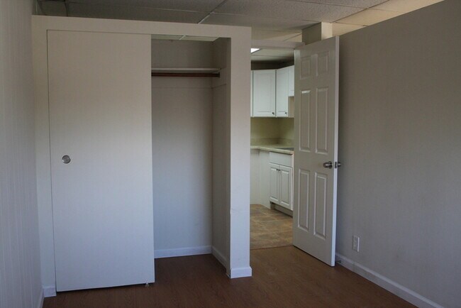 Foto del edificio - 1 bedroom with a washer and dryer!