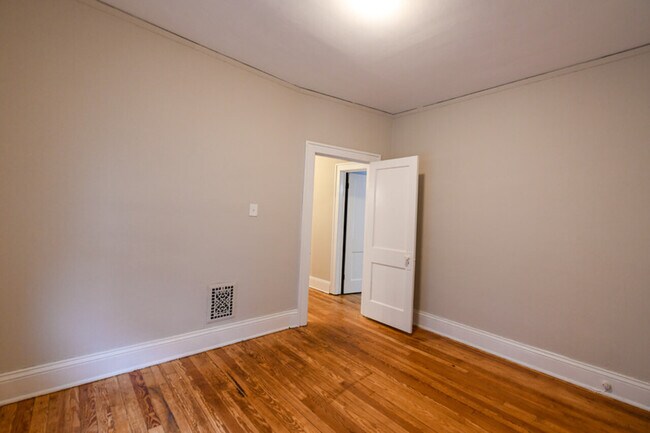 Building Photo - 2276 Bellfield