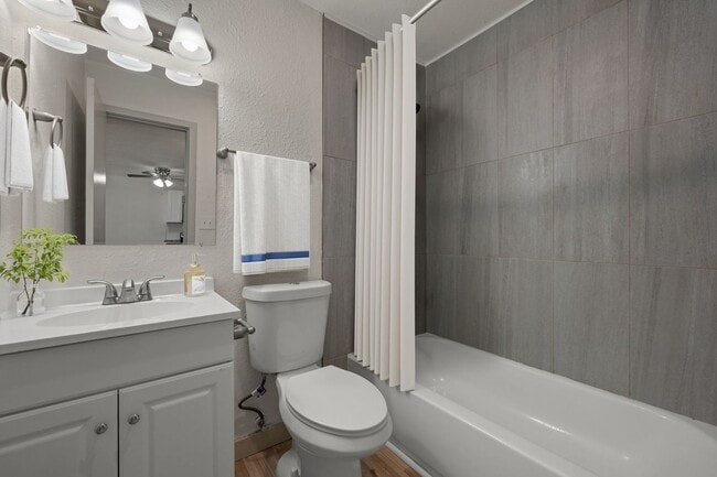 Foto del edificio - 3960 Galley Rd