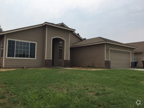 Building Photo - 1007 W Millbrook St