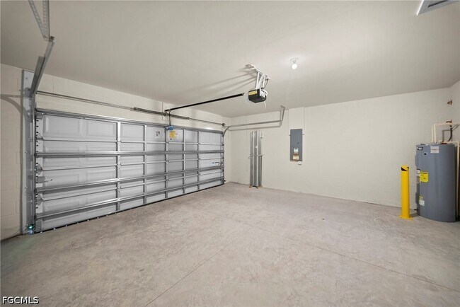 Foto del edificio - 4080 Peaceful River Ln