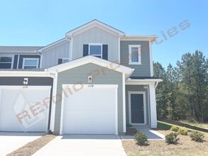Building Photo - 1128 Goldenshrub St
