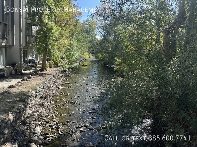 Building Photo - 436 S 550 E