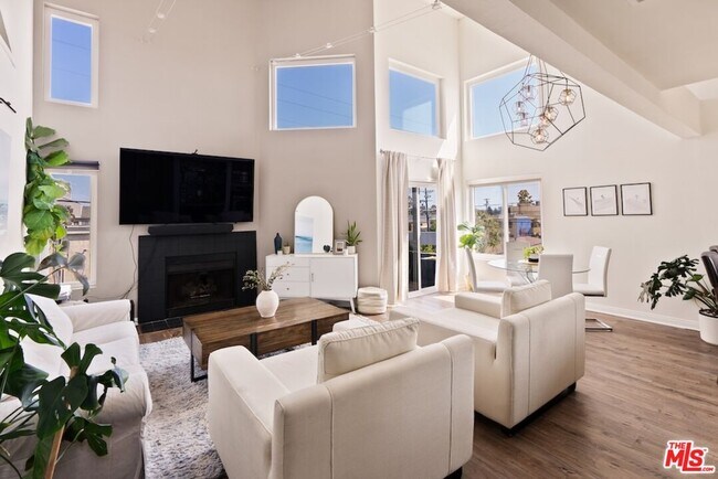 Foto del edificio - 11938 Courtleigh Dr