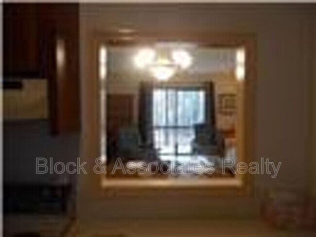 Building Photo - 123 Cloister Oaks Cir