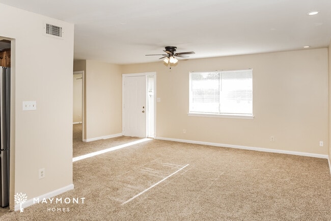 Foto del edificio - 3602 Greenbriar Dr NW