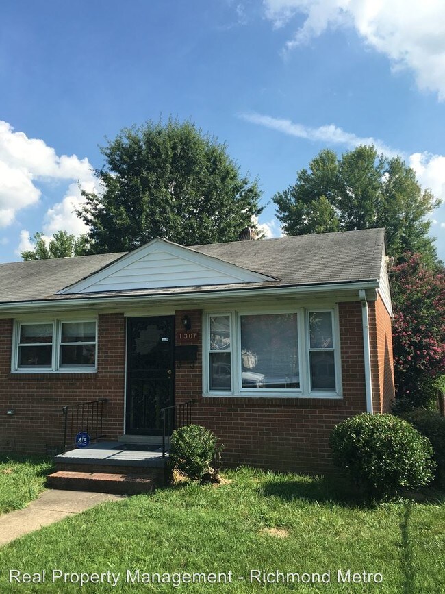 Building Photo - 3 br, 1 bath House - 1307 Ashley Road