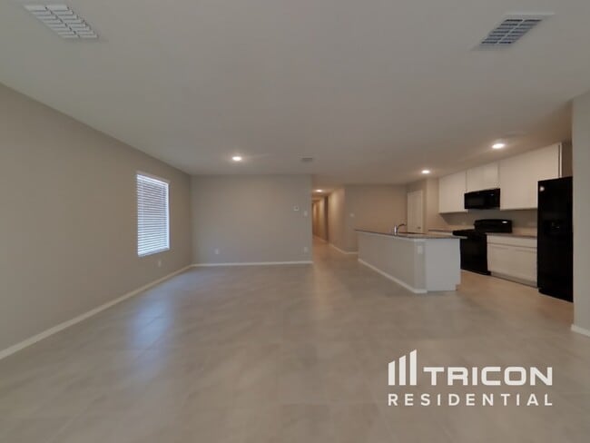 Building Photo - 11859 Mancos Trl