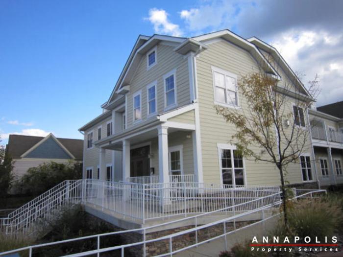 Primary Photo - 608 Melvin Ave