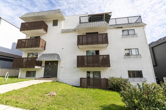 Photo du bâtiment - Jay's Place