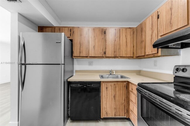 Foto del edificio - 6911 SW 129th Ave