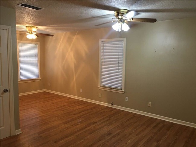 Foto del edificio - 3917 Cott St