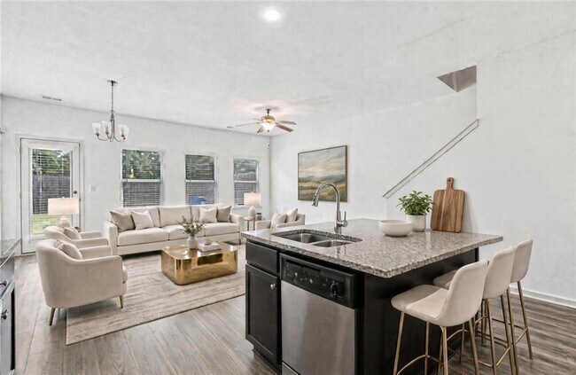Foto del edificio - 7134 Gladstone Cir
