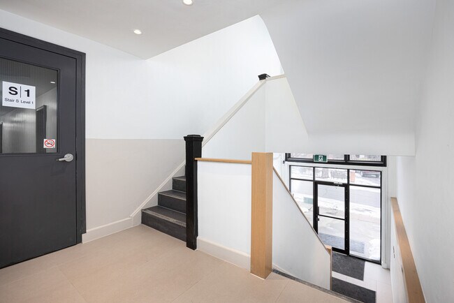 Building Photo - 26 Albert Avenue