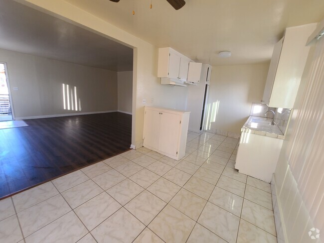 Building Photo - 11700 Glenoaks Blvd