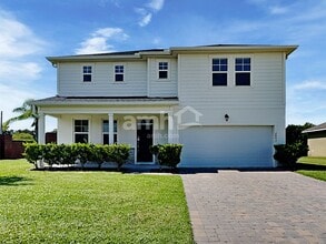 Building Photo - 2043 Pirie Pl