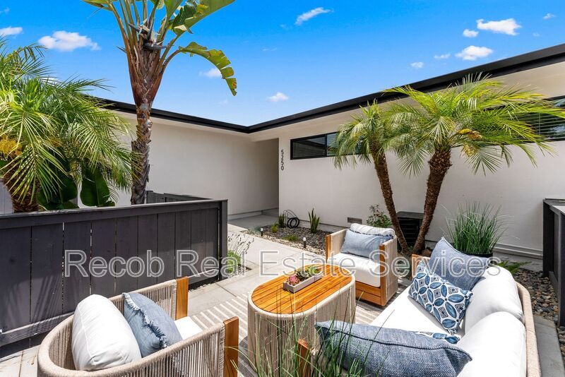 Foto principal - 5250 Adams Ave