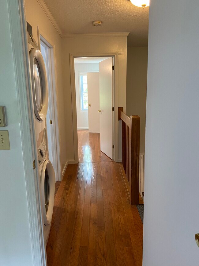 252 Twin Oaks Ter Unit 252, South Burlington, VT 05403 Condo for Rent