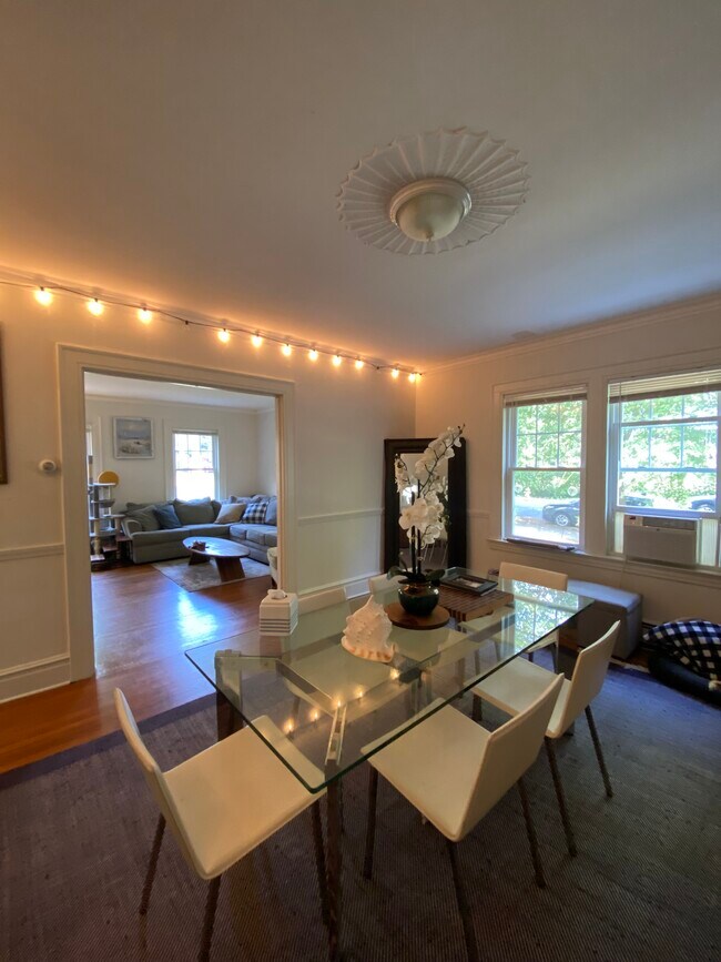 Foto del edificio - 453 Whitney Ave