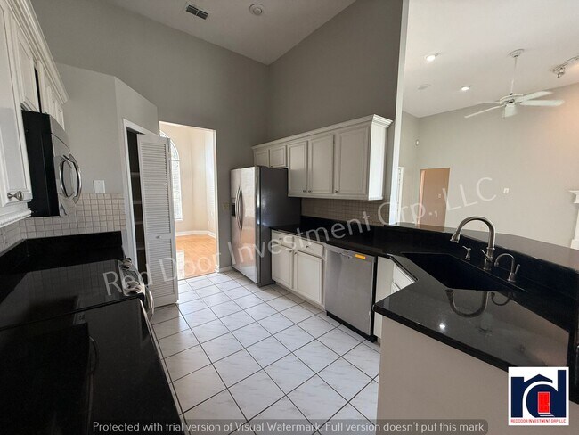 Foto del edificio - 3 Bedroom 2 Bath + Office Home~Ready for Move In!