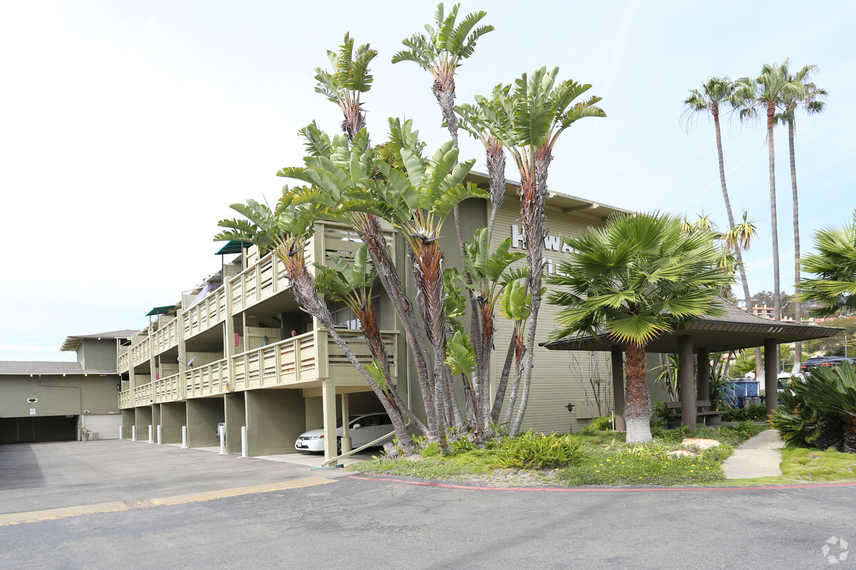 Primary Photo - Hawaiian Village Apartments